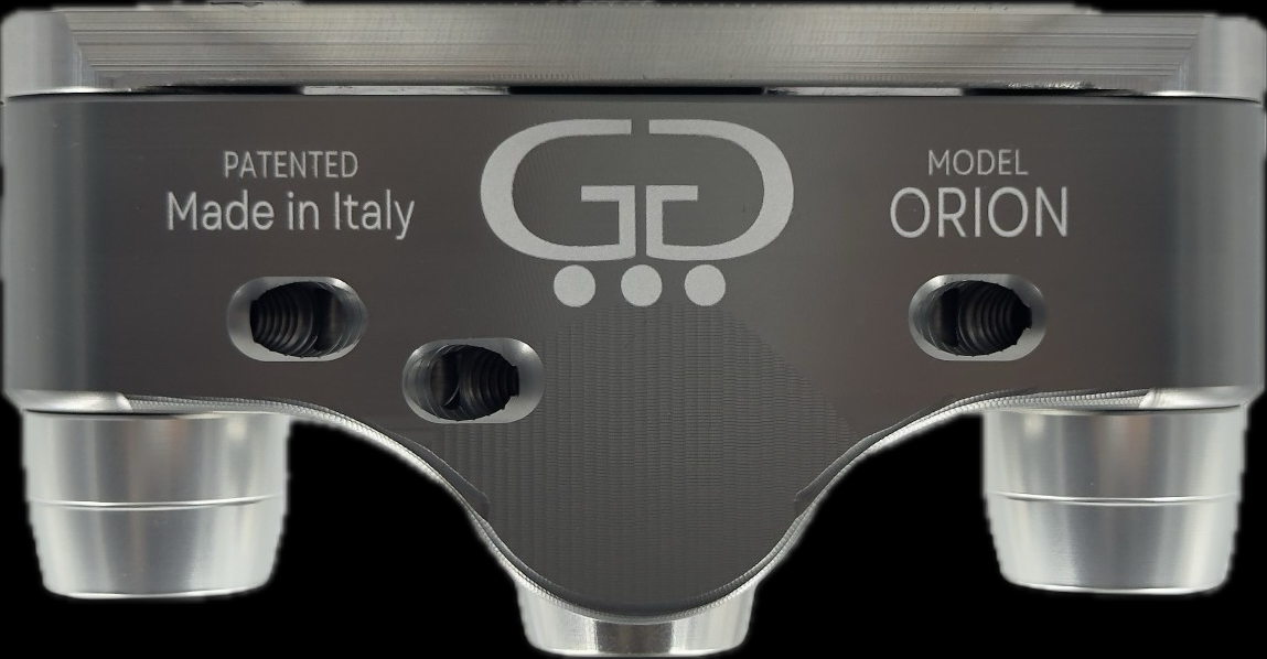 GG Orion sole weight ports